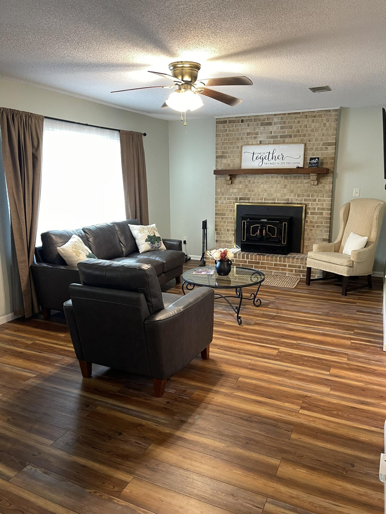 MB - Residential Lease