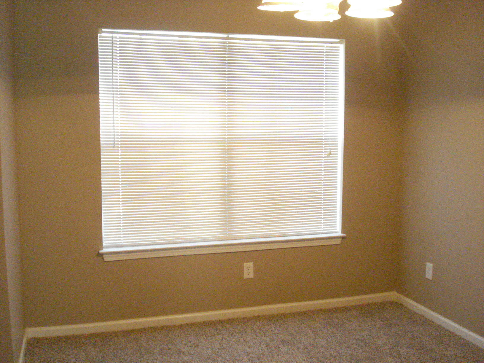 ROLLING PINES - Residential