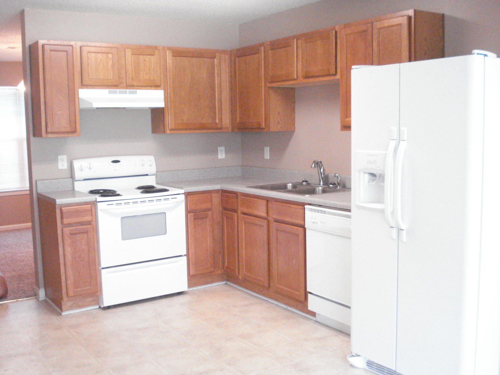 ROLLING PINES - Residential