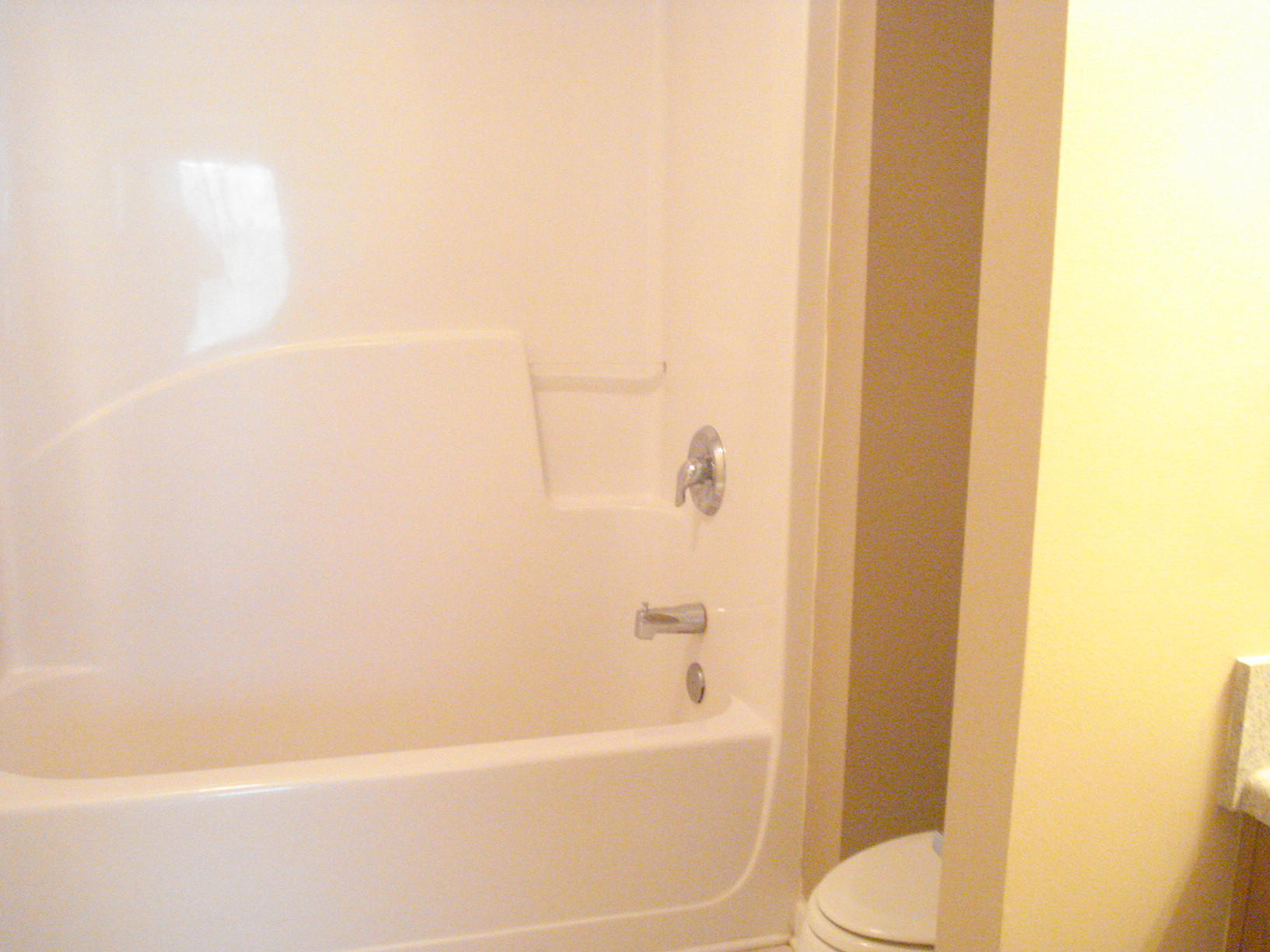 ROLLING PINES - Residential