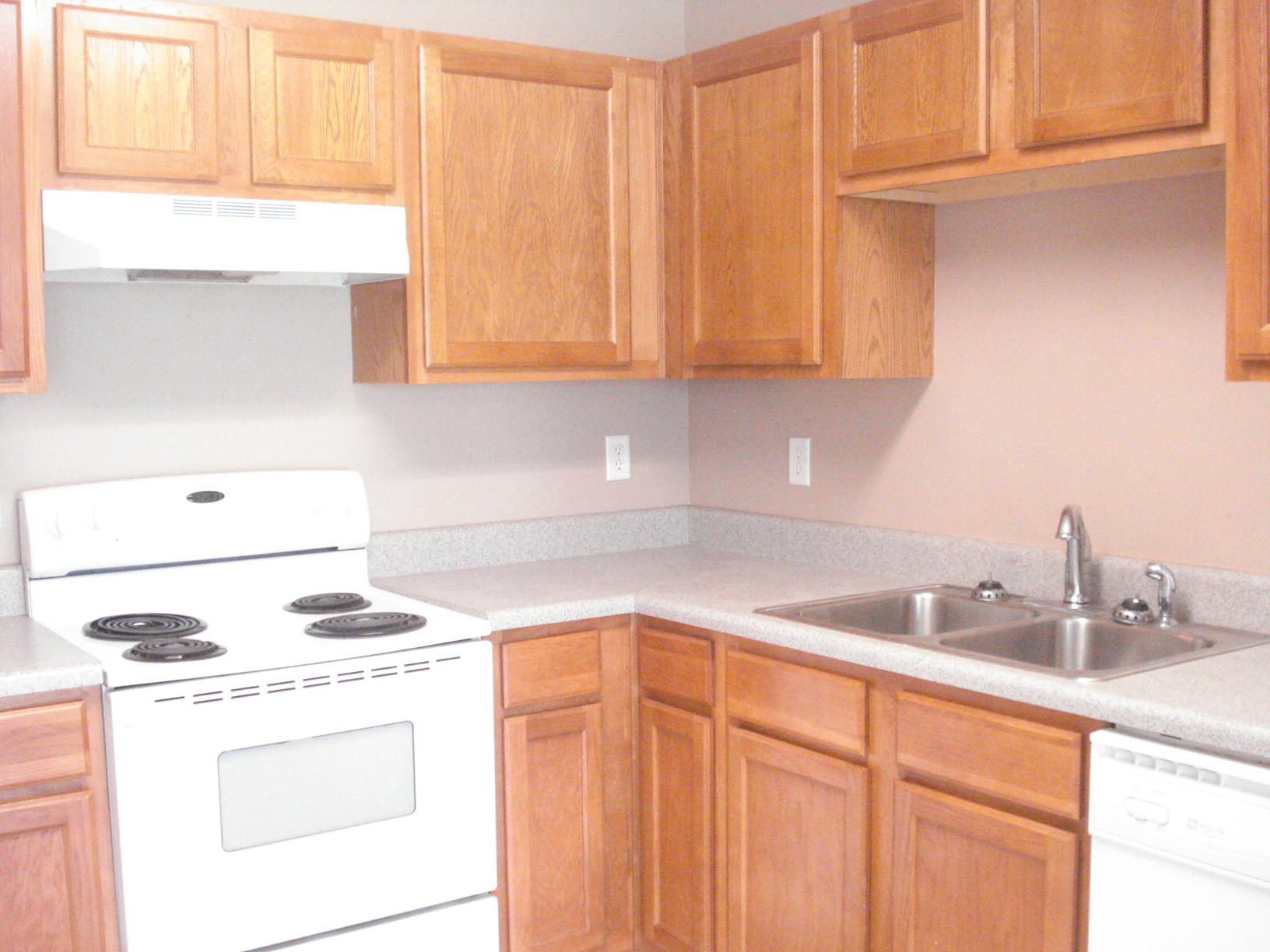 ROLLING PINES - Residential