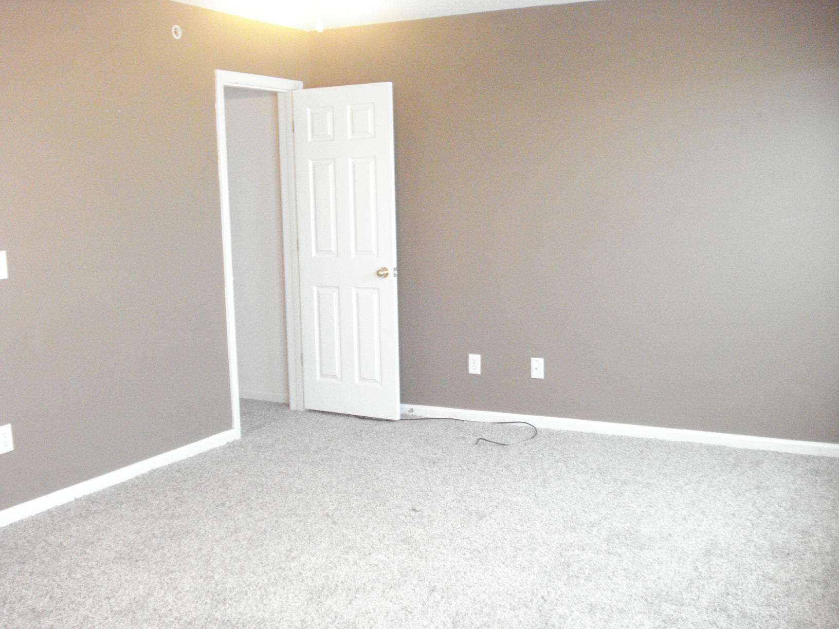 ROLLING PINES - Residential