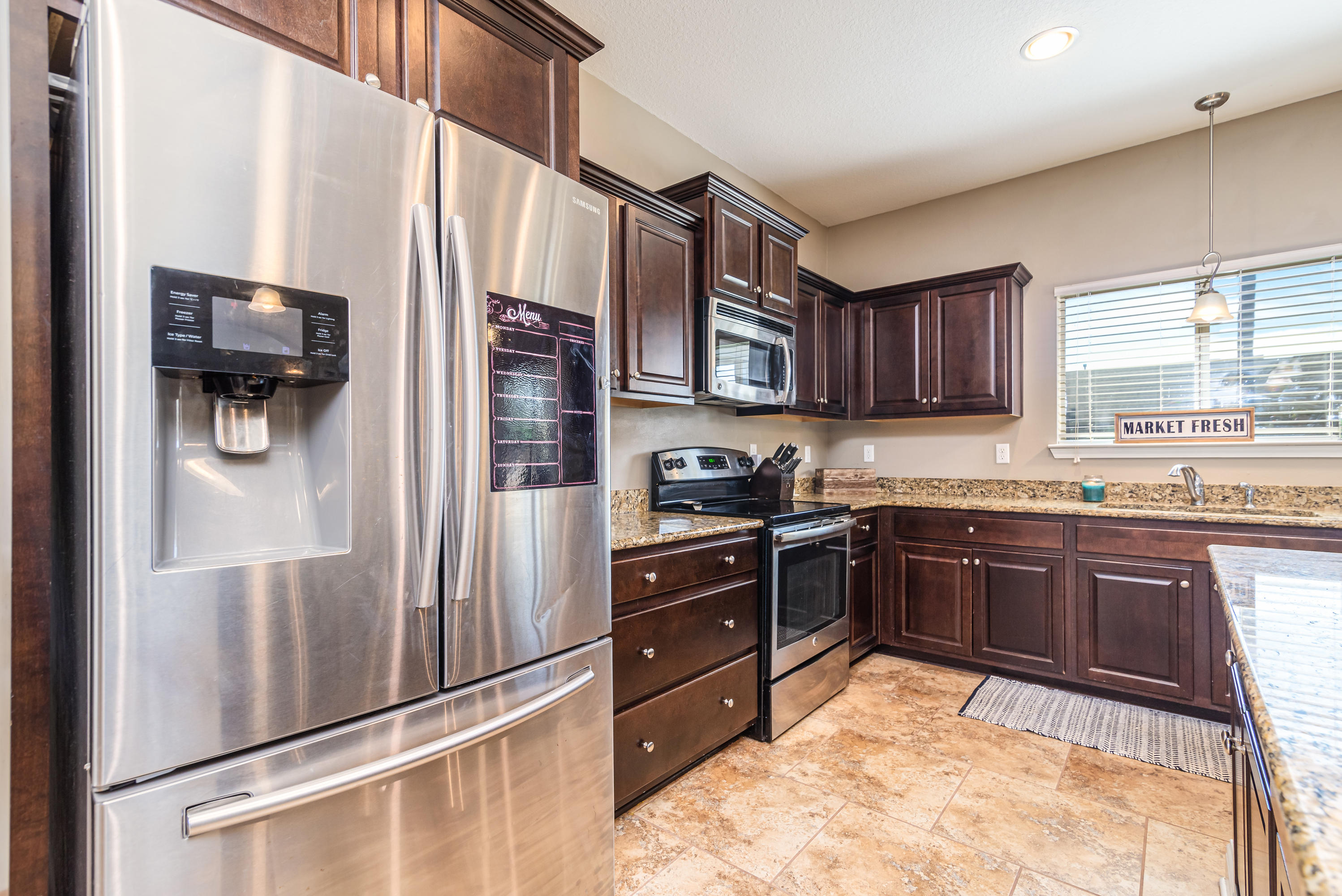 BROOKE ESTATES PH III - Residential