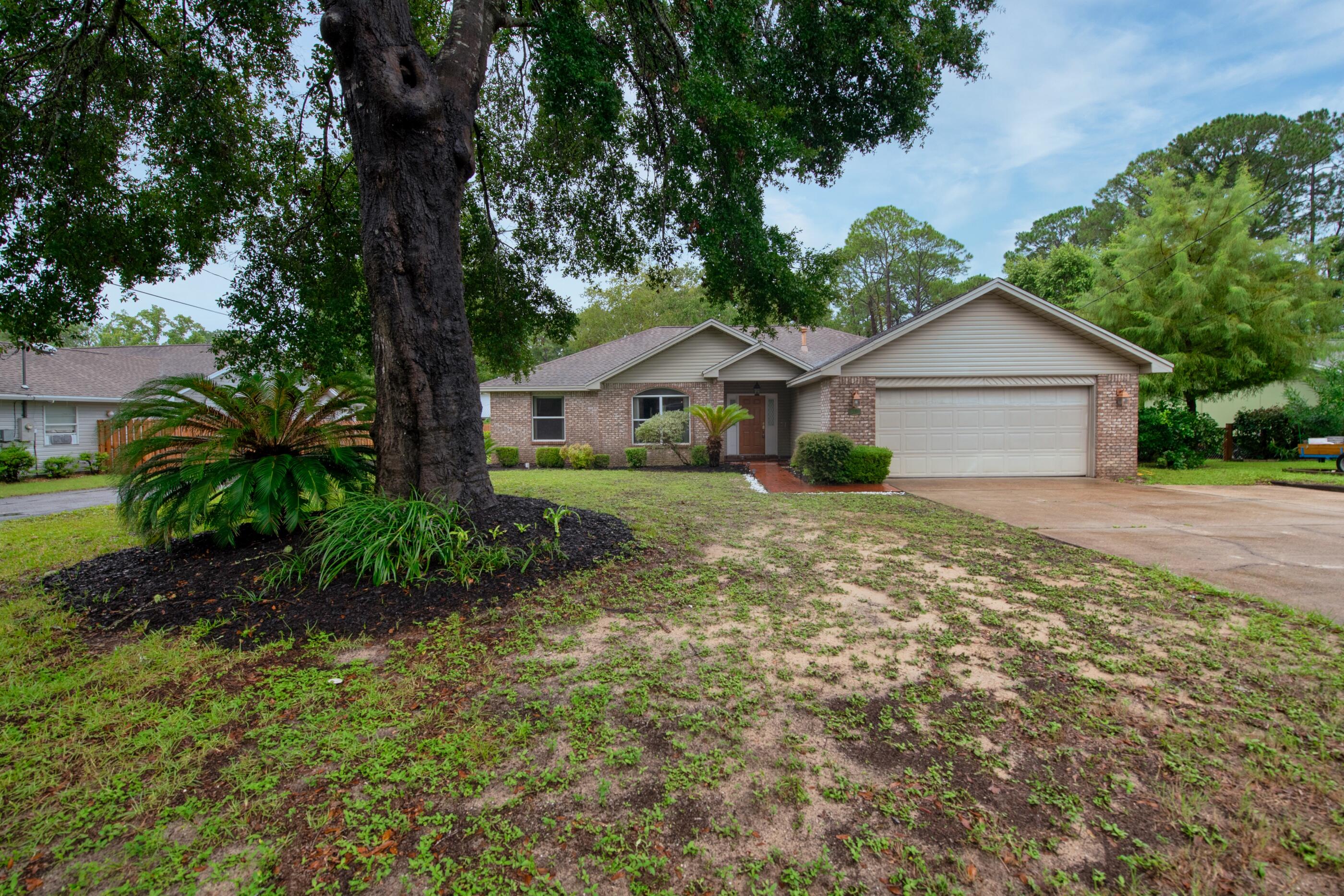 VALPARAISO PINECREST 6 - Residential