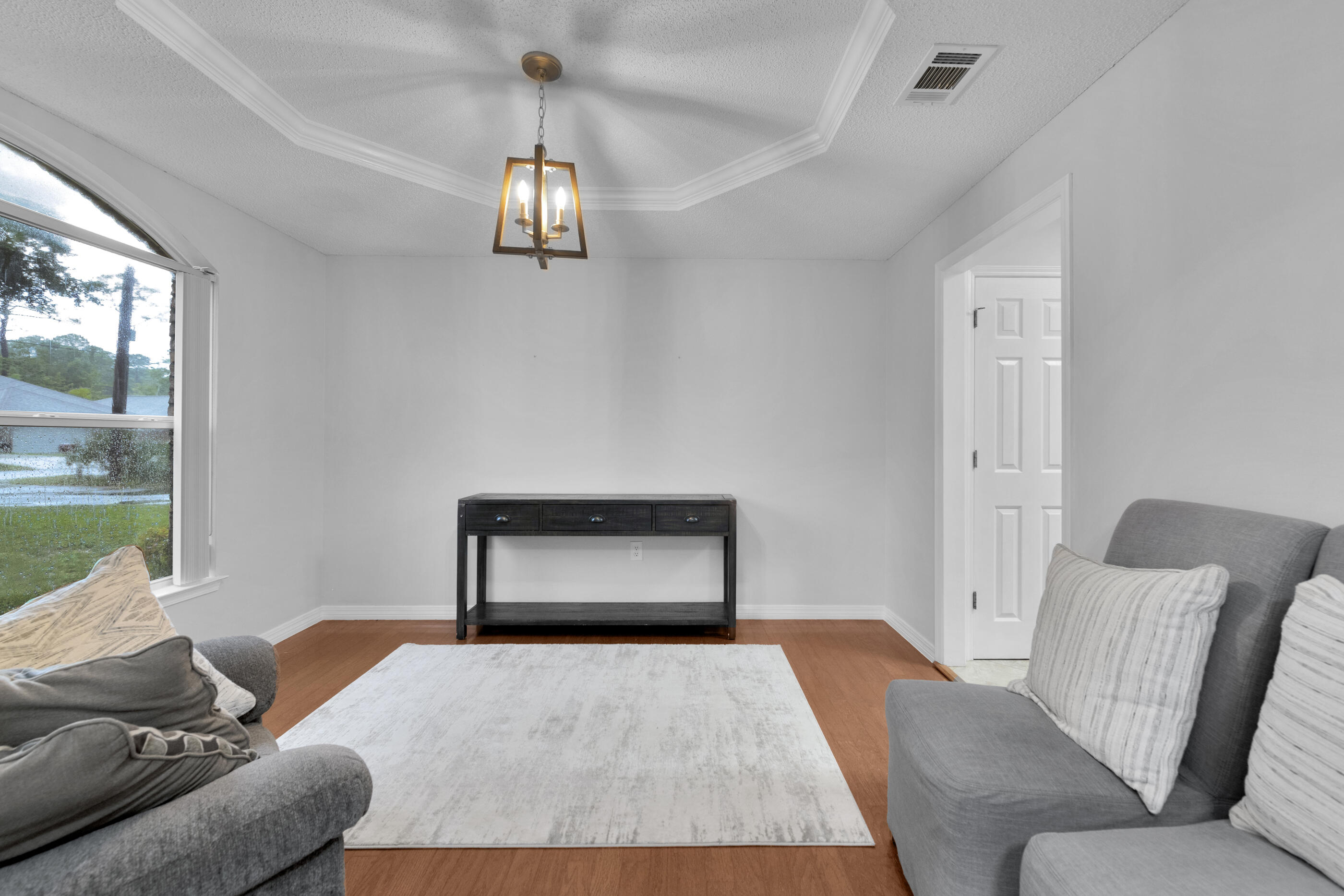 VALPARAISO PINECREST 6 - Residential