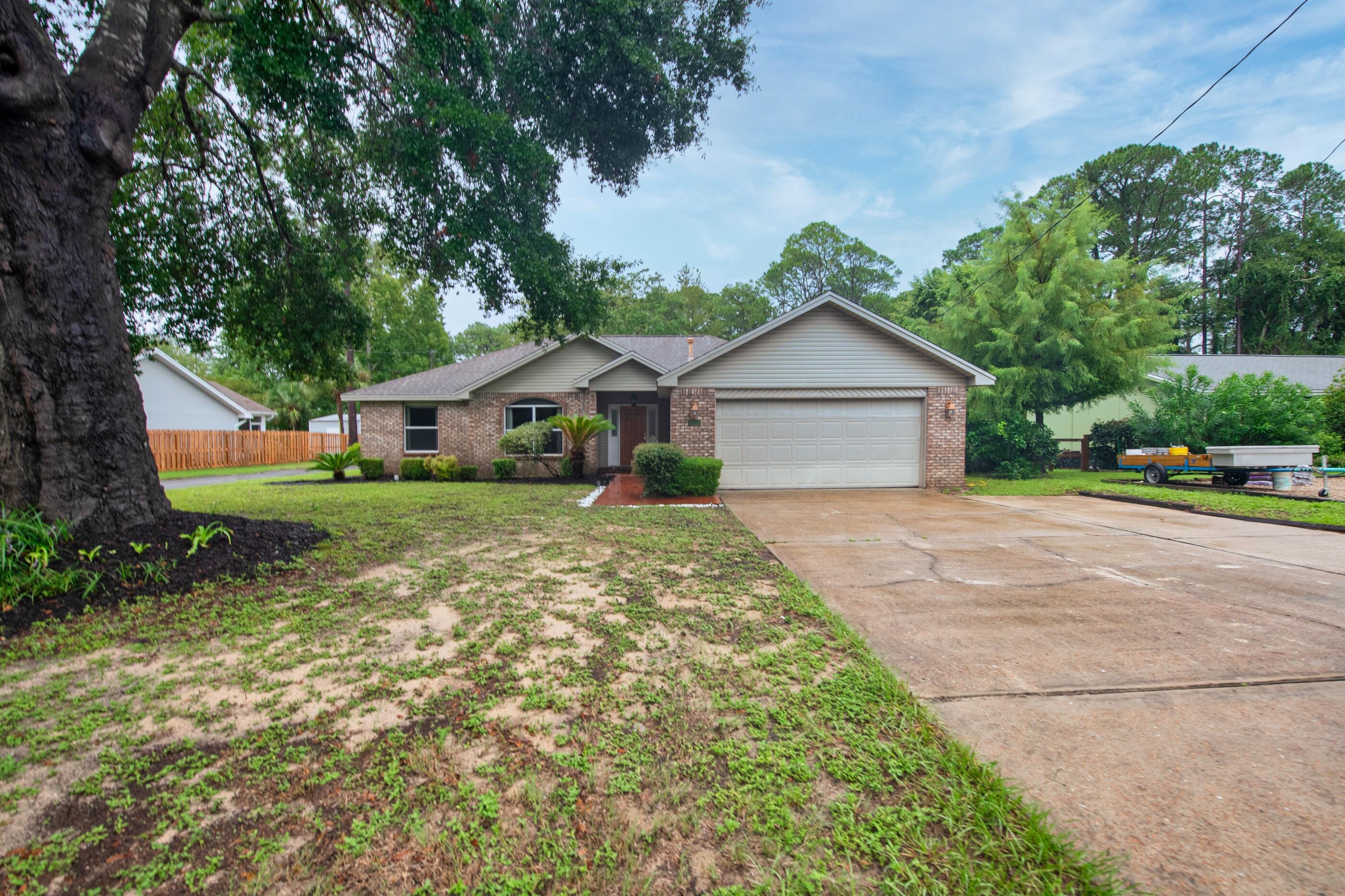 VALPARAISO PINECREST 6 - Residential