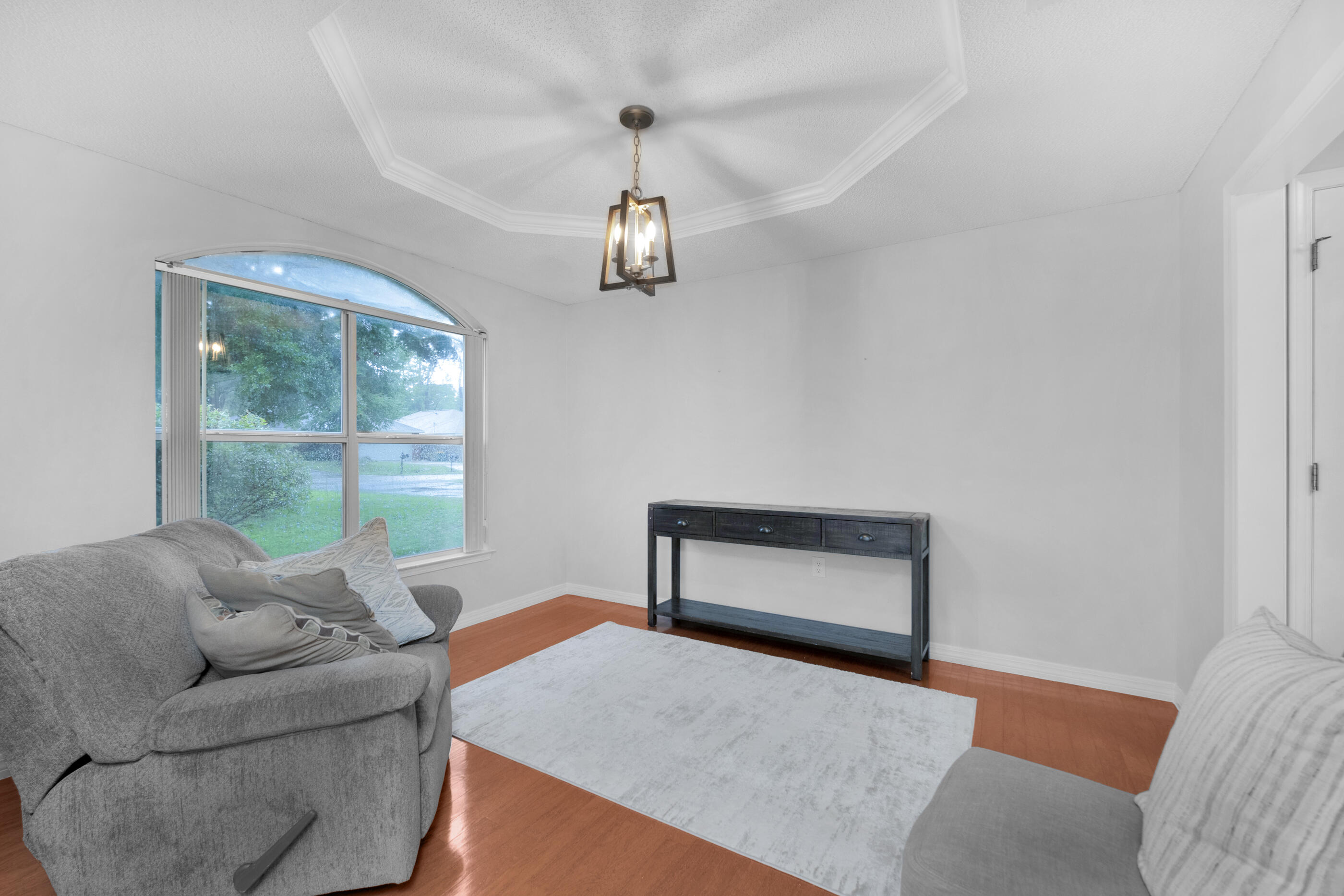 VALPARAISO PINECREST 6 - Residential