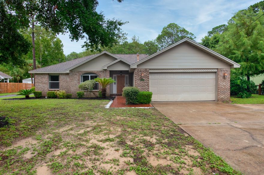 Beautifully renovated 3/2 in the heart of Niceville with LARGE WORKSHOP! This home features fresh paint, primary bathroom remodel, updated fixtures, stainless steel appliances, wood floors, fenced backyard, outdoor deck, and more! Schedule a walkthrough today!