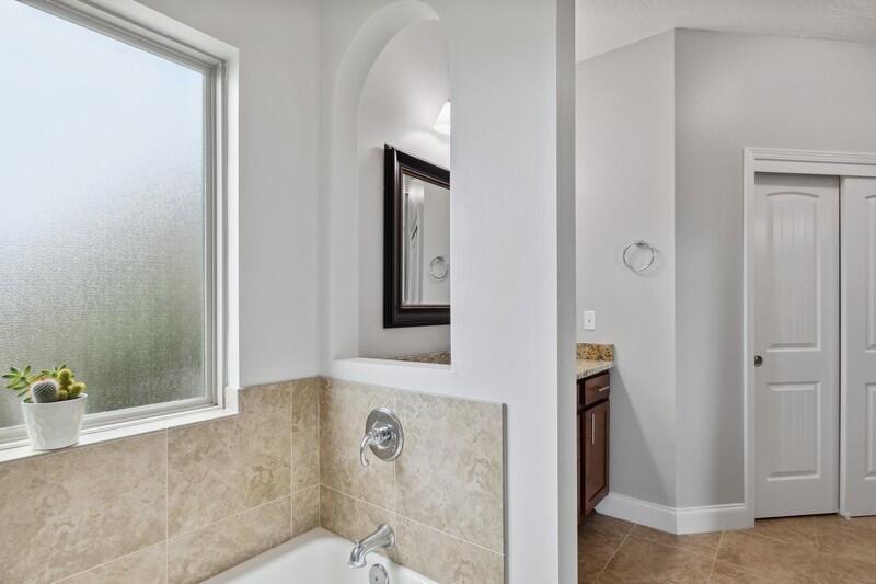 KAITLYNS PRESERVE - Residential