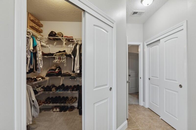 KAITLYNS PRESERVE - Residential