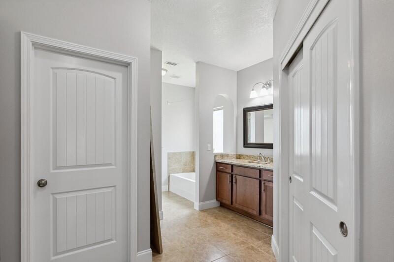 KAITLYNS PRESERVE - Residential