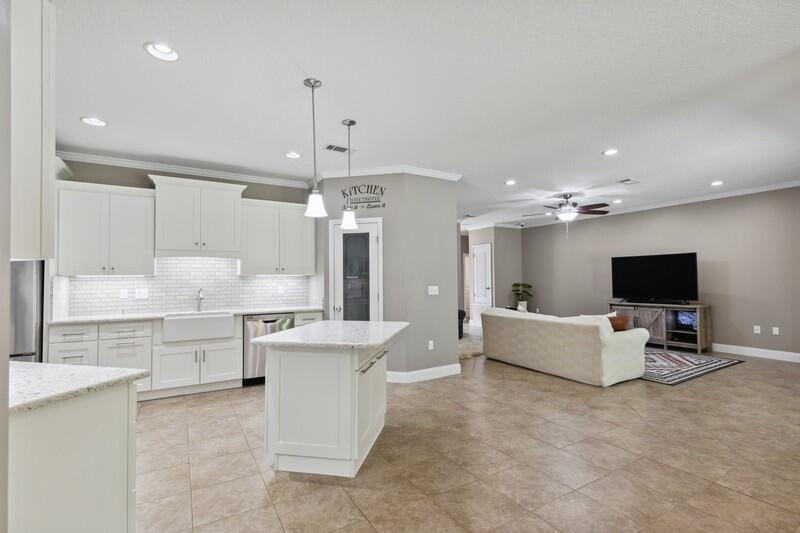 KAITLYNS PRESERVE - Residential