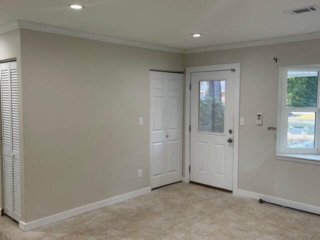 PINECREST HILLS - Residential Lease