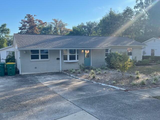 PINECREST HILLS - Residential Lease