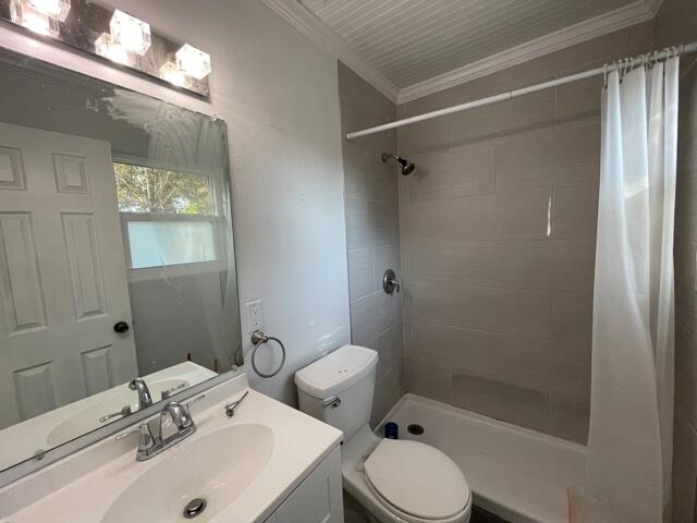 PINECREST HILLS - Residential Lease