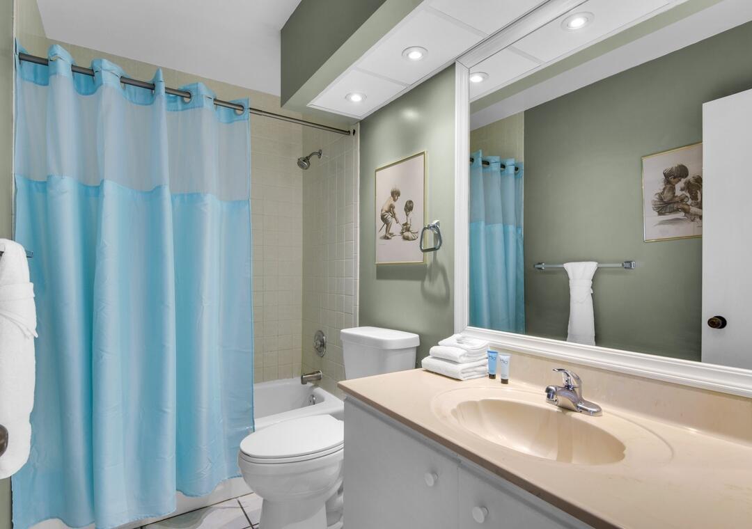DESTIN SURFSIDE CONDO - Residential