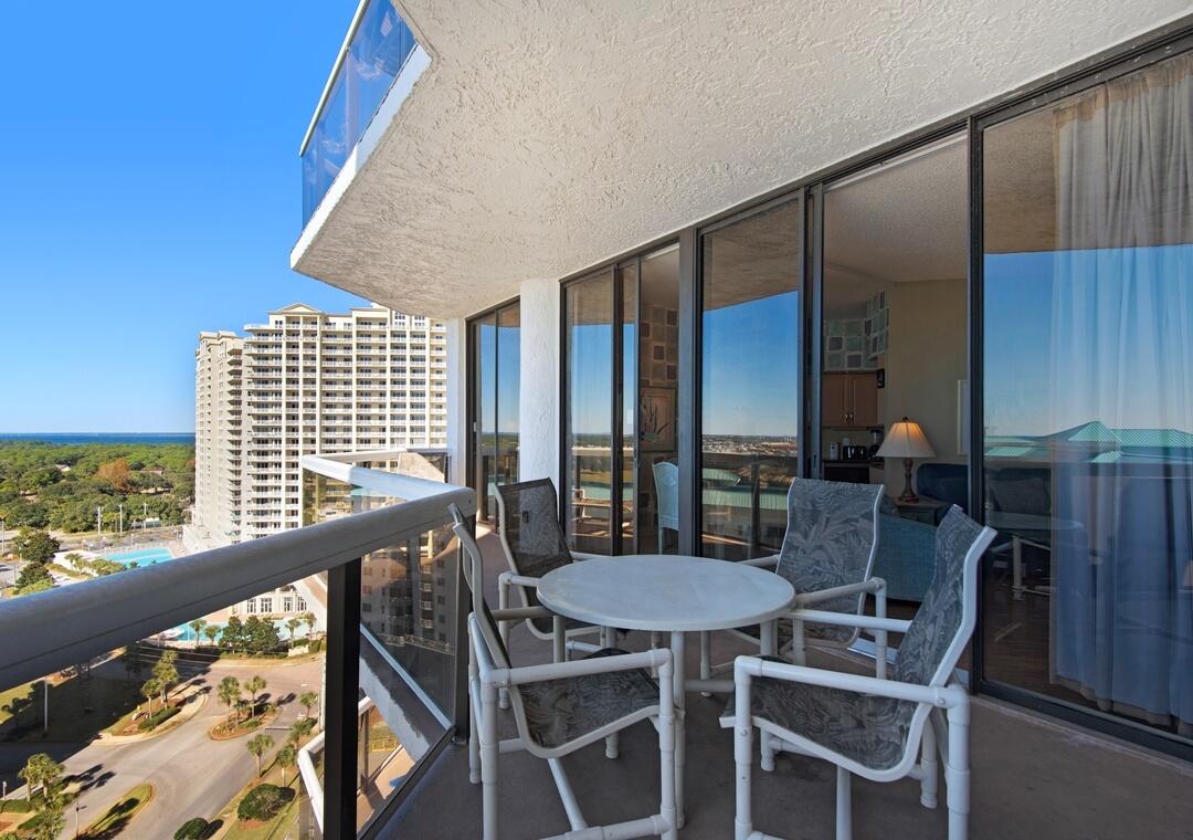 DESTIN SURFSIDE CONDO - Residential