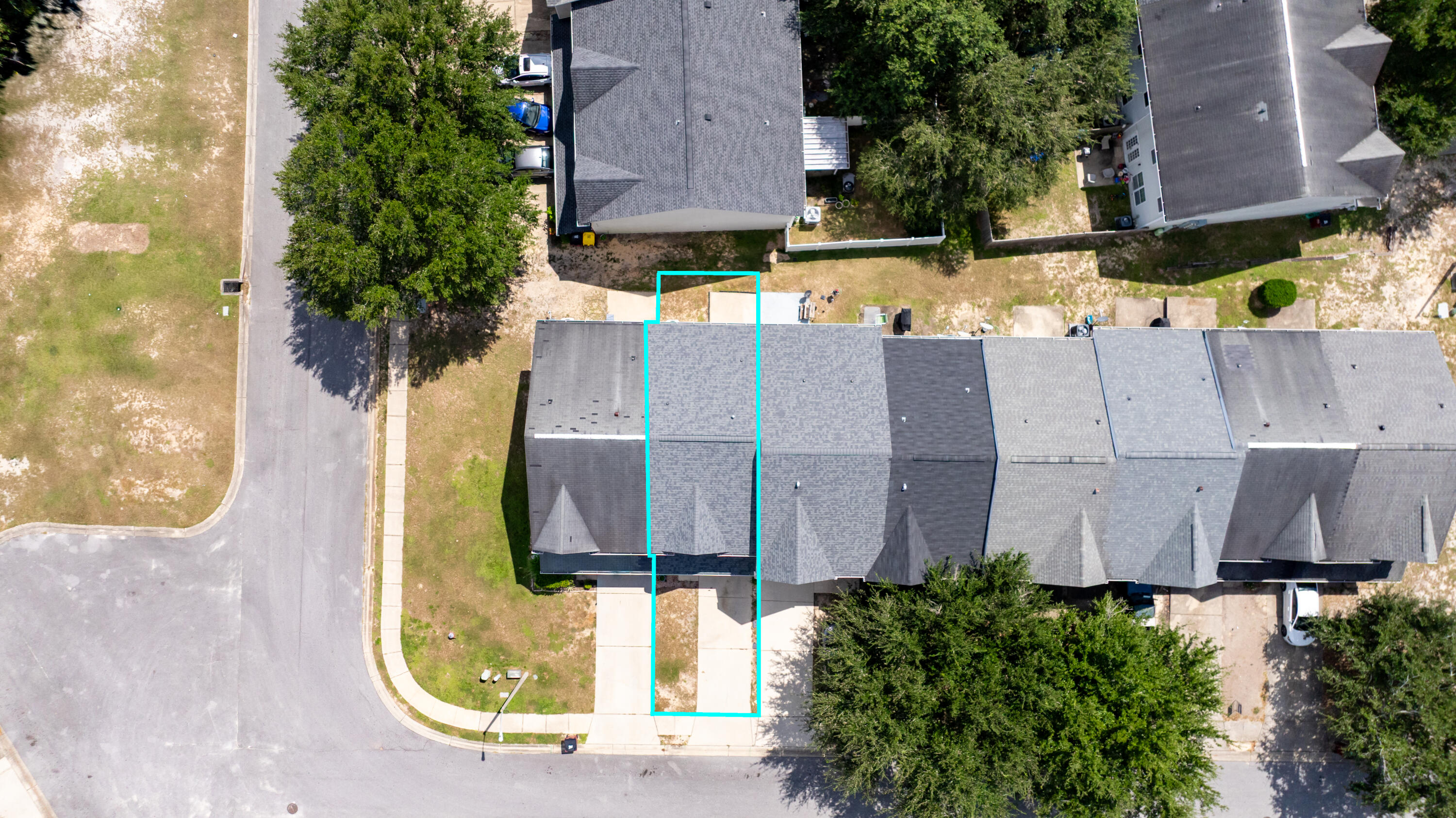 ROLLING PINES - Residential