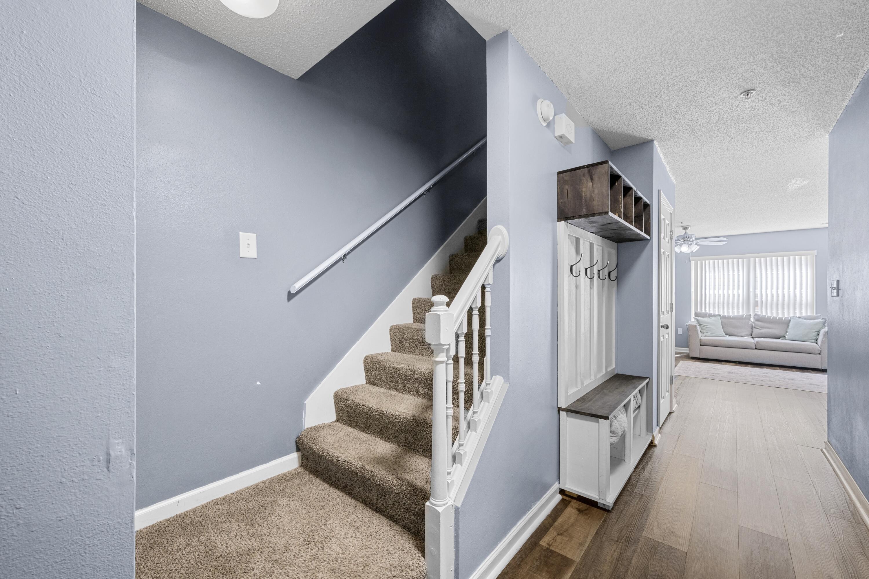 ROLLING PINES - Residential