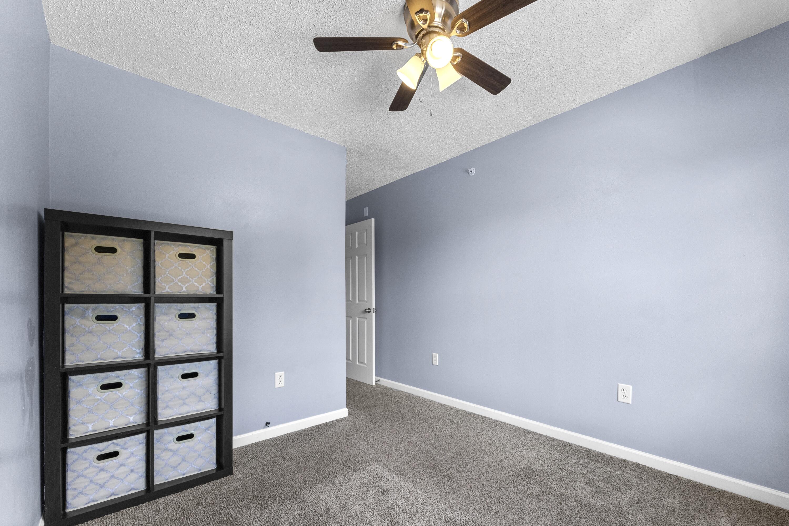 ROLLING PINES - Residential
