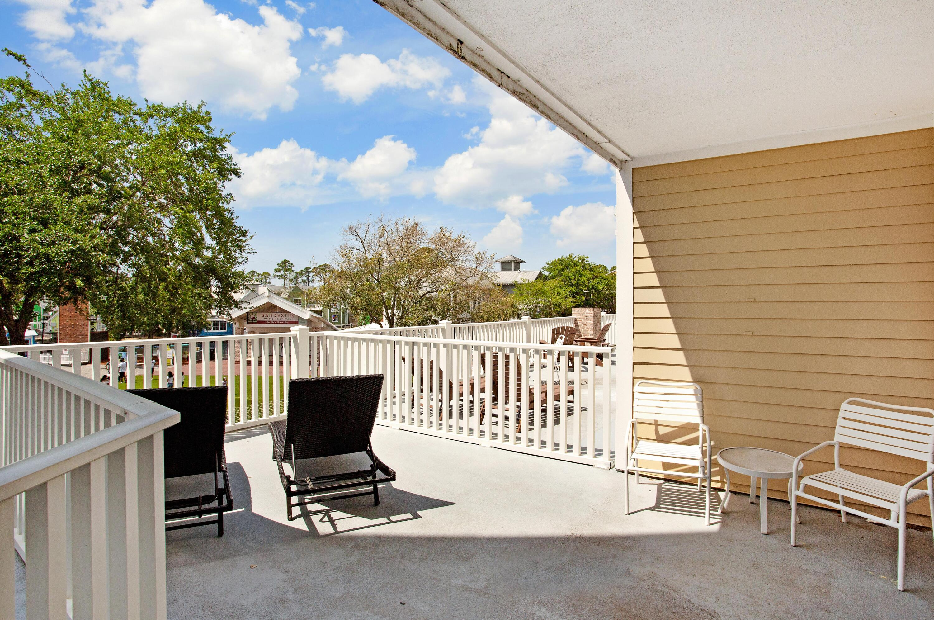 Observation Point North - Residential