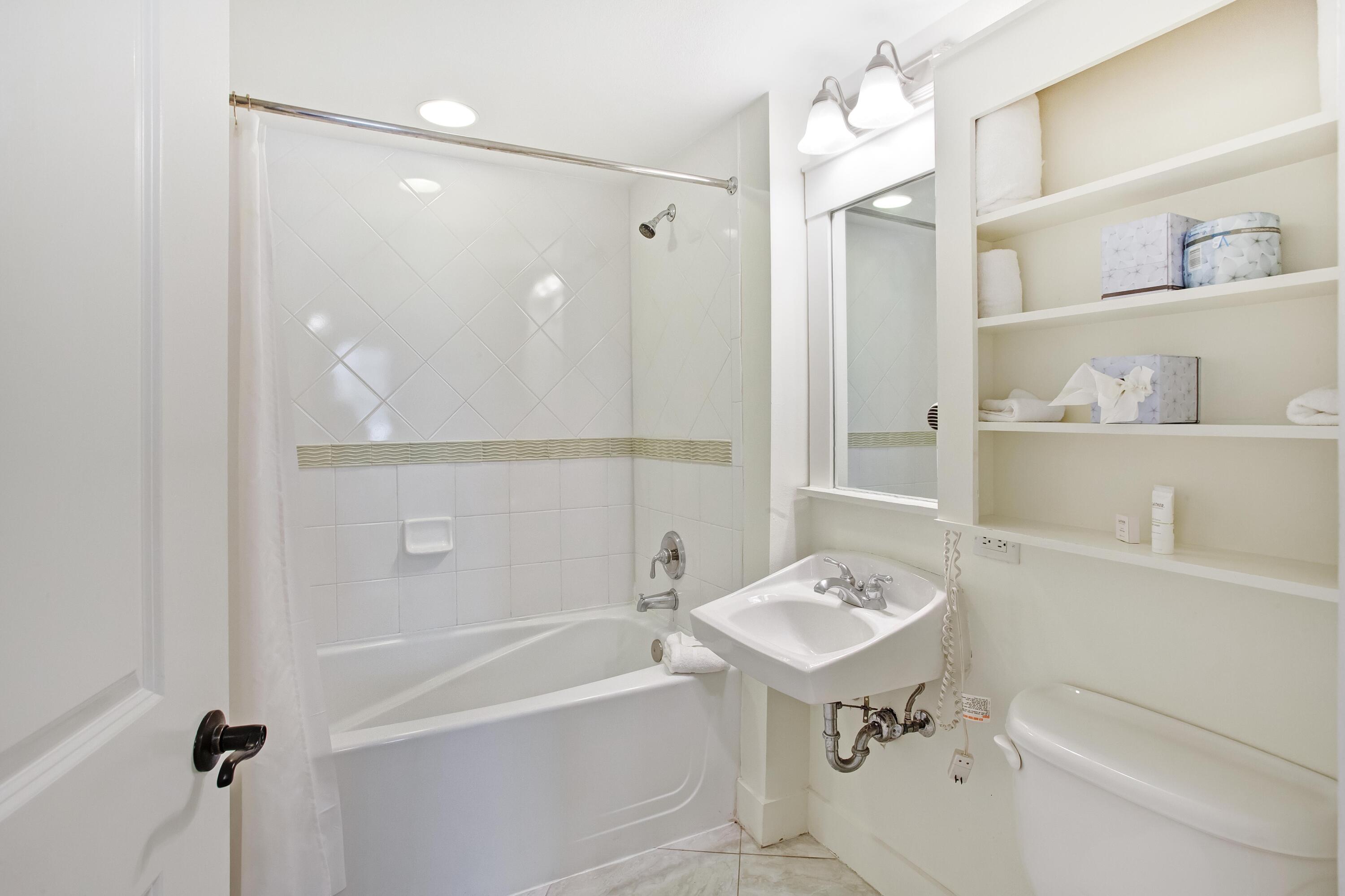 Observation Point North - Residential