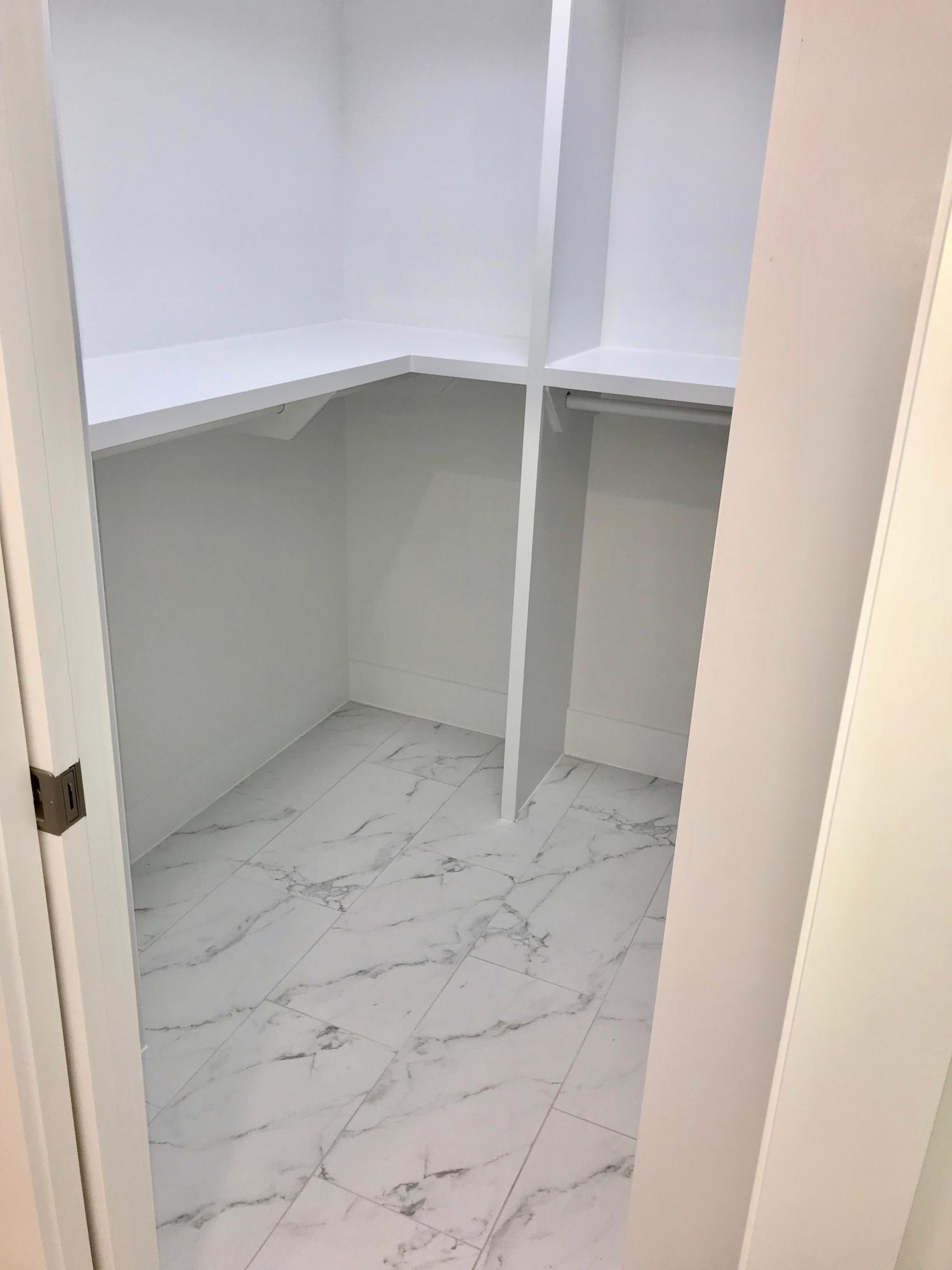 MONARCH ESTATES - Residential