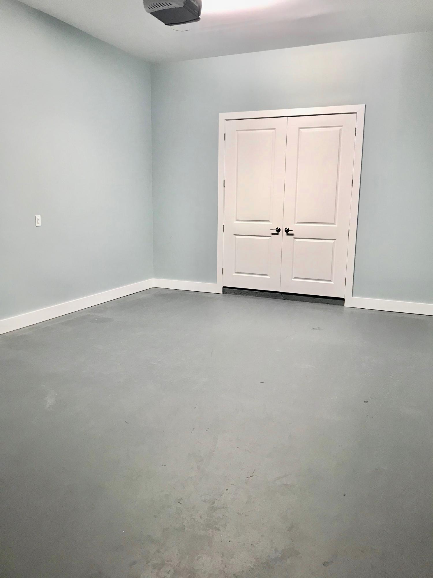 MONARCH ESTATES - Residential