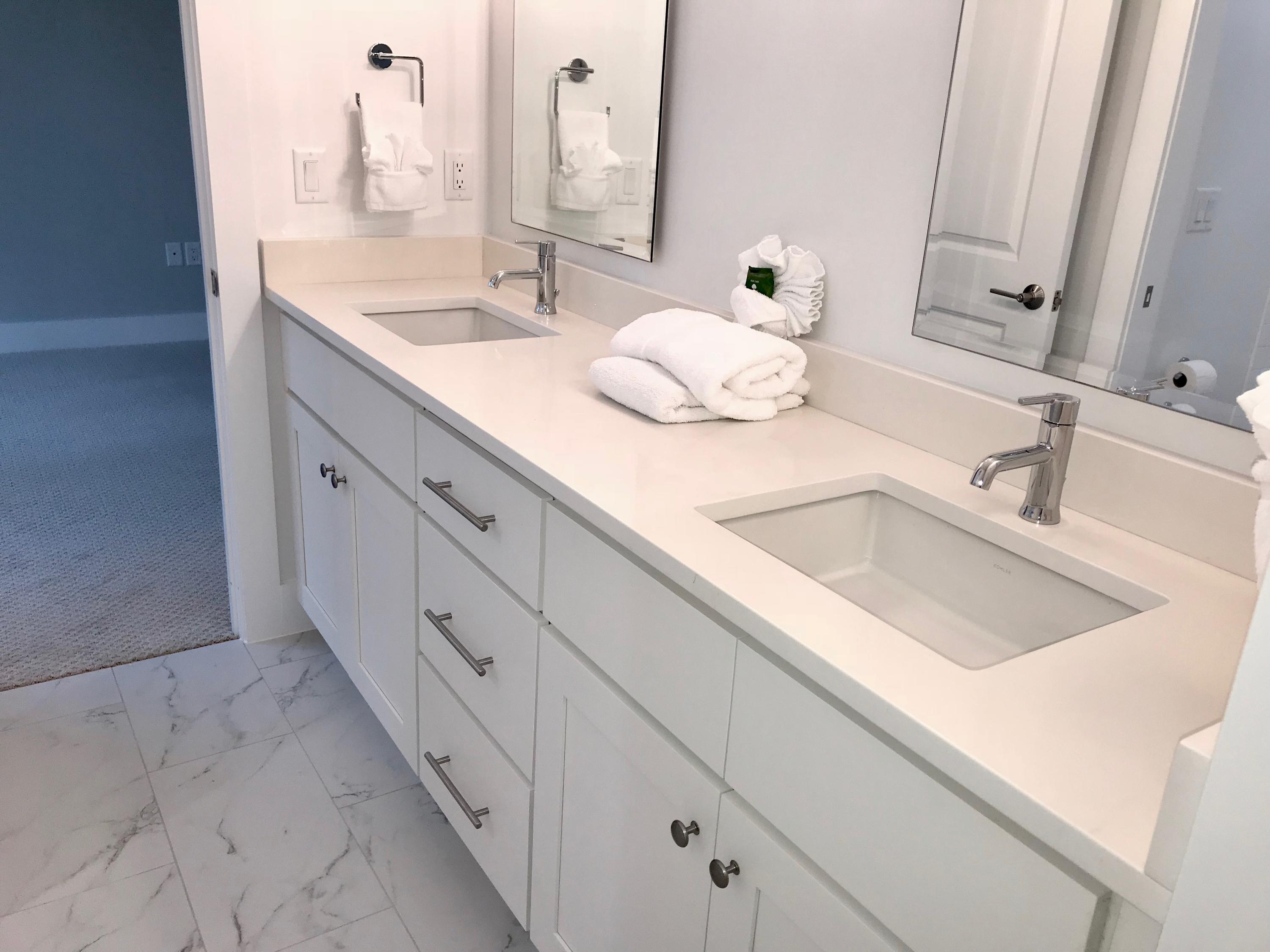 MONARCH ESTATES - Residential