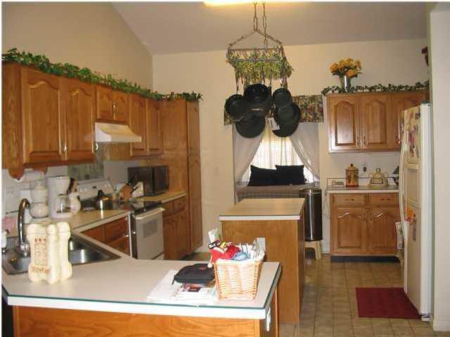 ROBLEDAL ESTATES UNIT 5 1ST ADDN - Residential