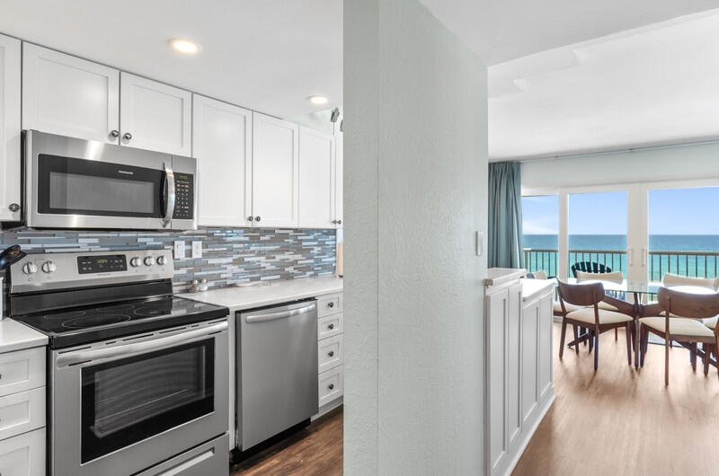ISLANDER BEACH RESORT CONDO - Residential