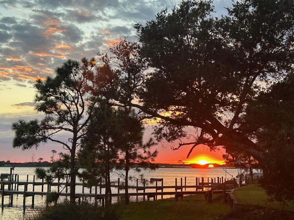 WEST CAMP WALTON - Residential