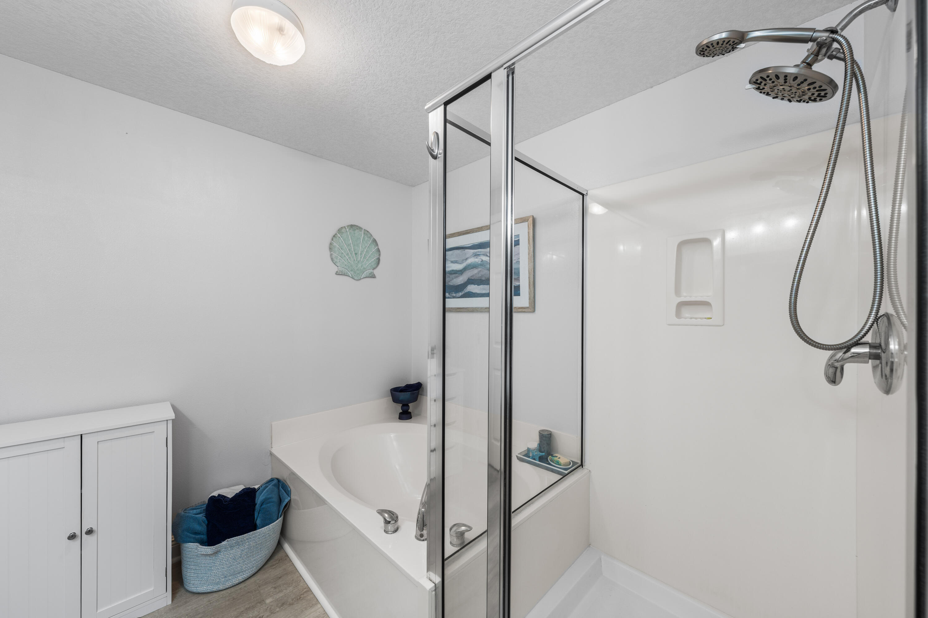 ARIEL DUNES I - Residential