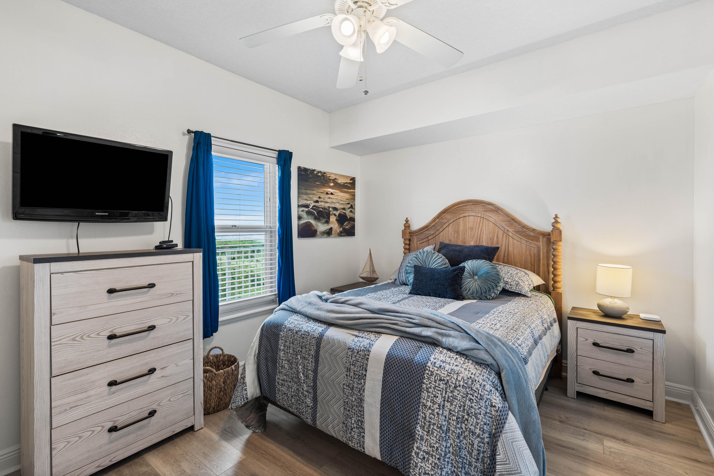 ARIEL DUNES I - Residential