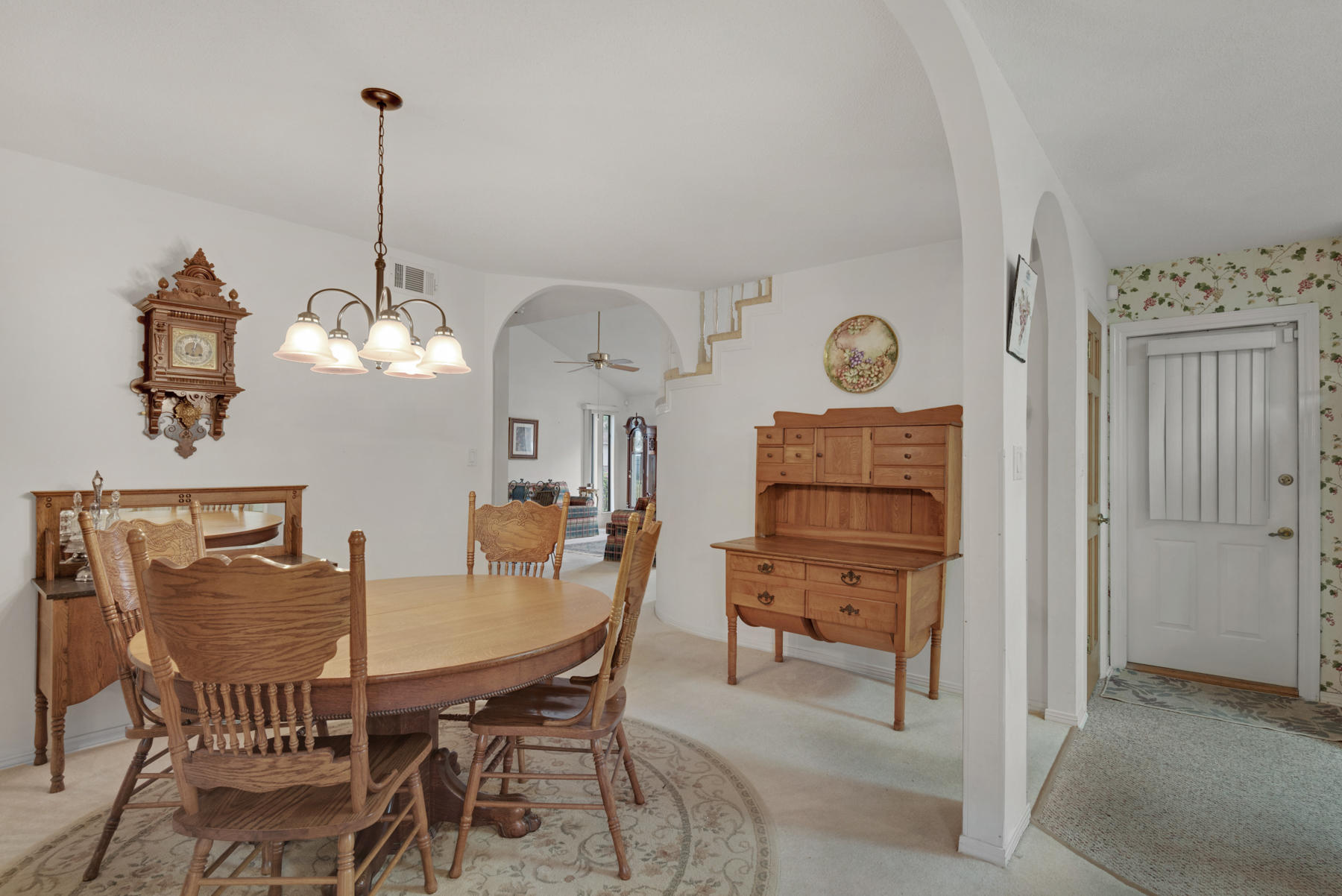 DONLABROOK GARDYNS - Residential