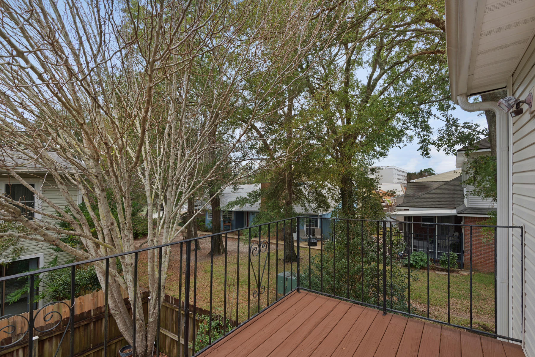 DONLABROOK GARDYNS - Residential