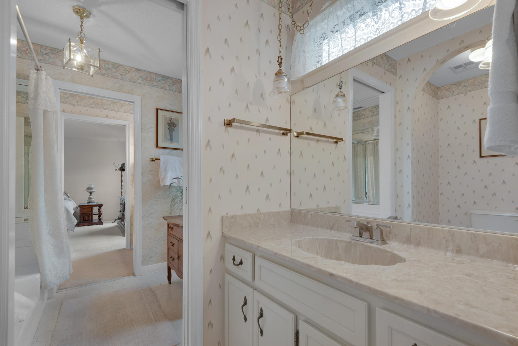 DONLABROOK GARDYNS - Residential