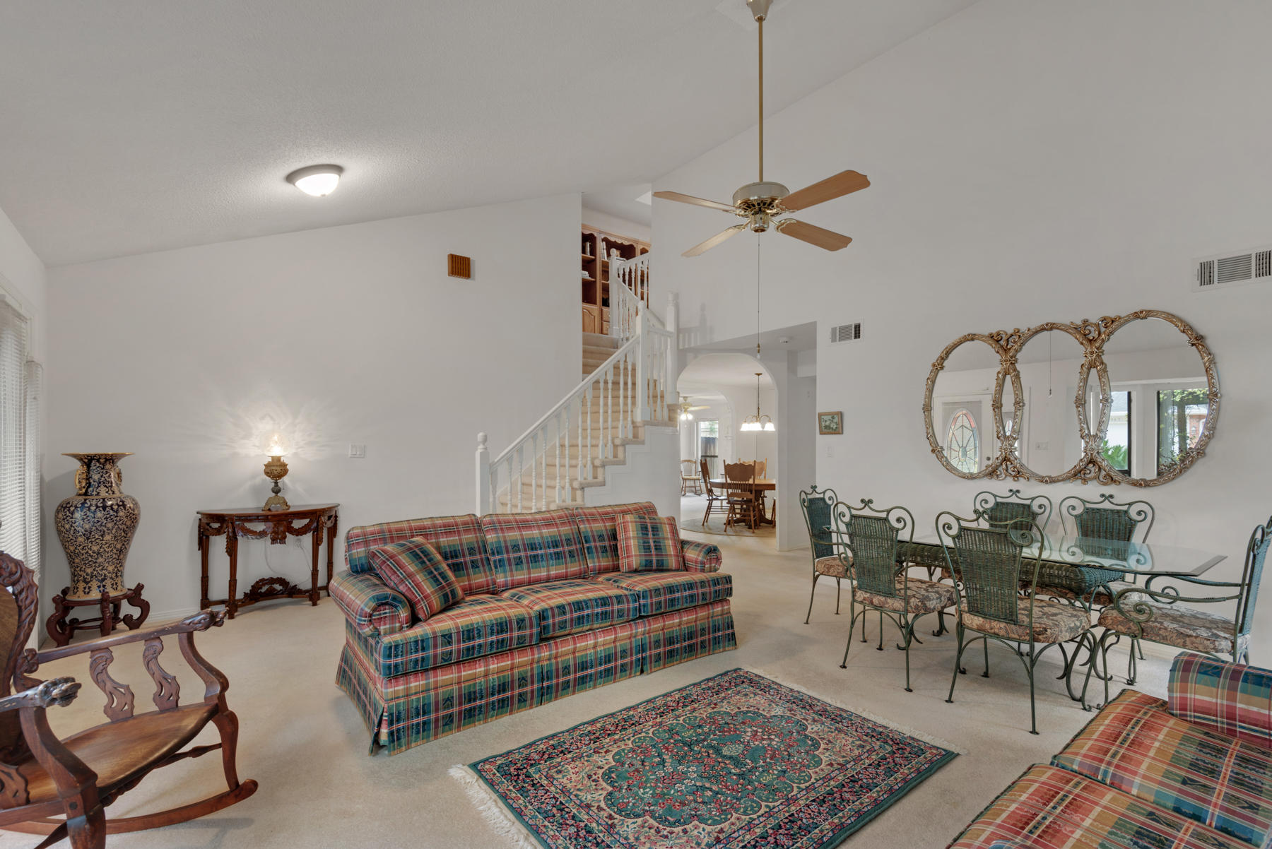 DONLABROOK GARDYNS - Residential