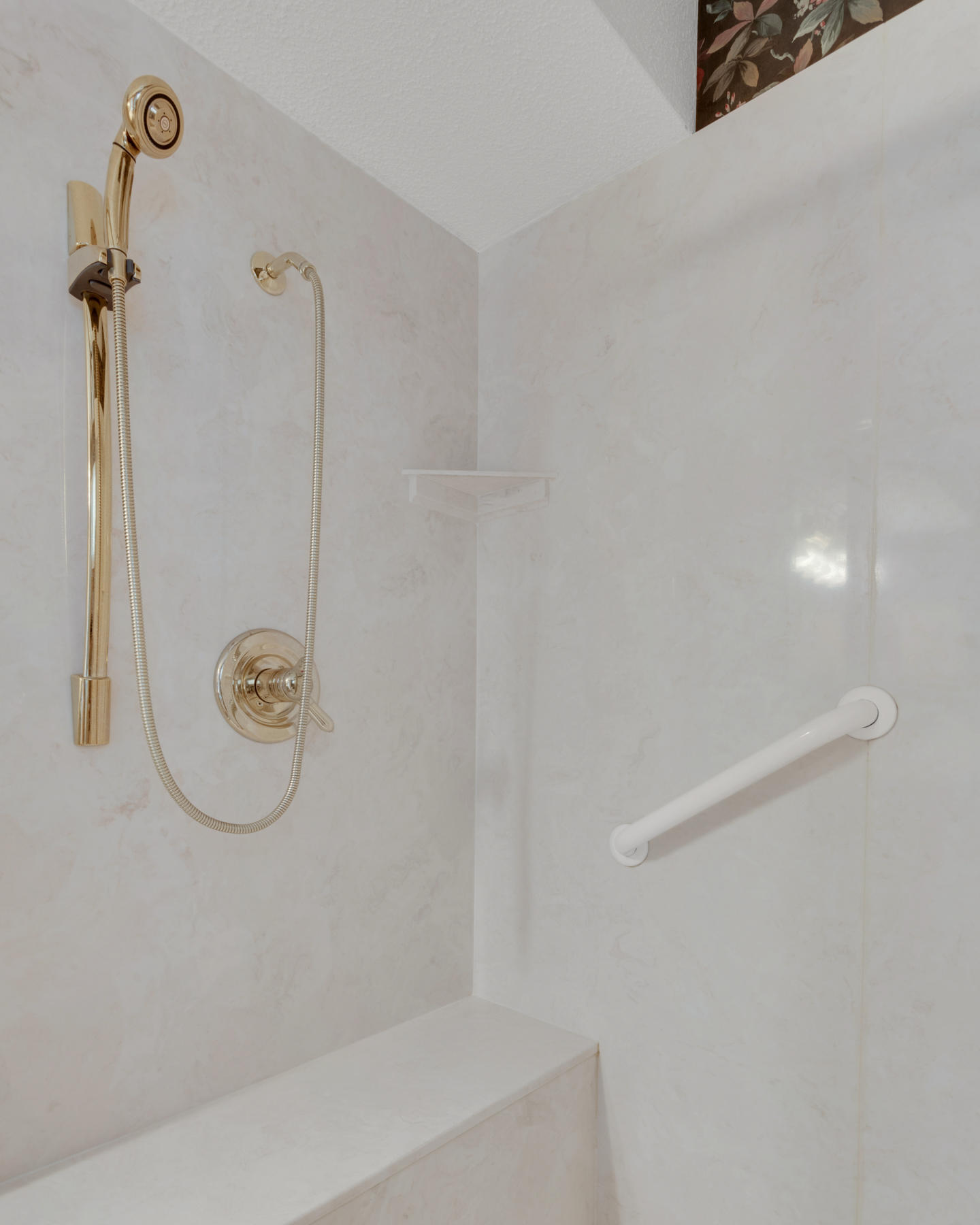 DONLABROOK GARDYNS - Residential