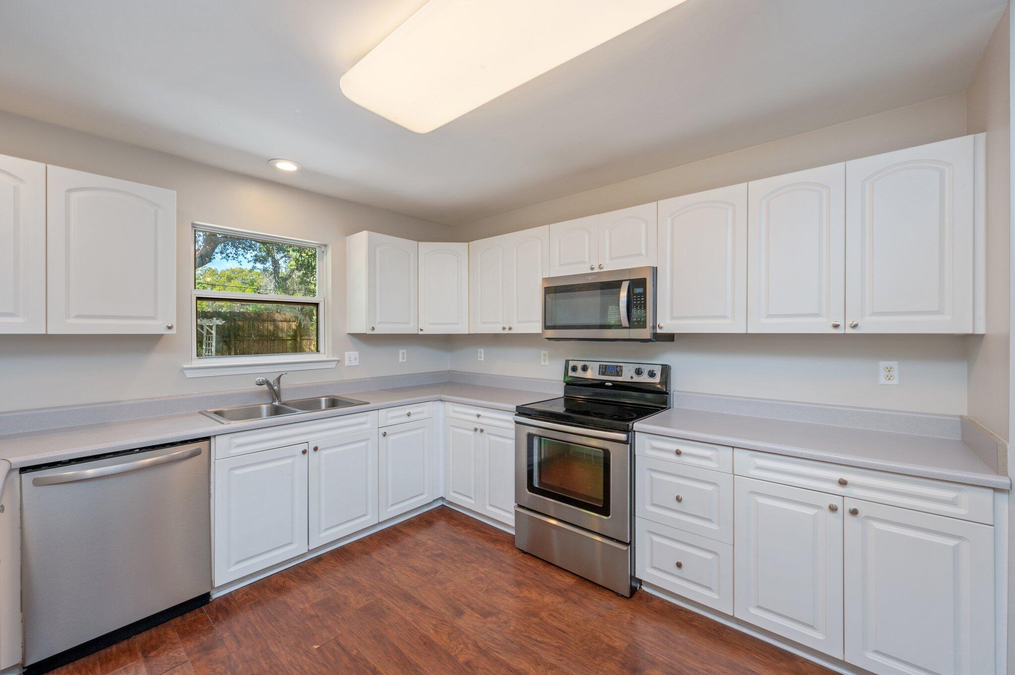 BELLA VISTA HEIGHTS - Residential