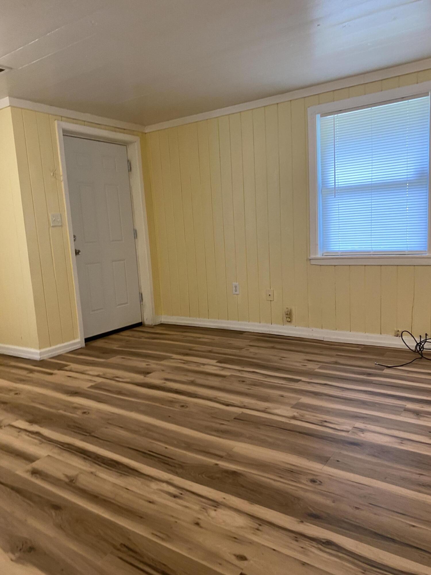CRESTVIEW - Residential Lease