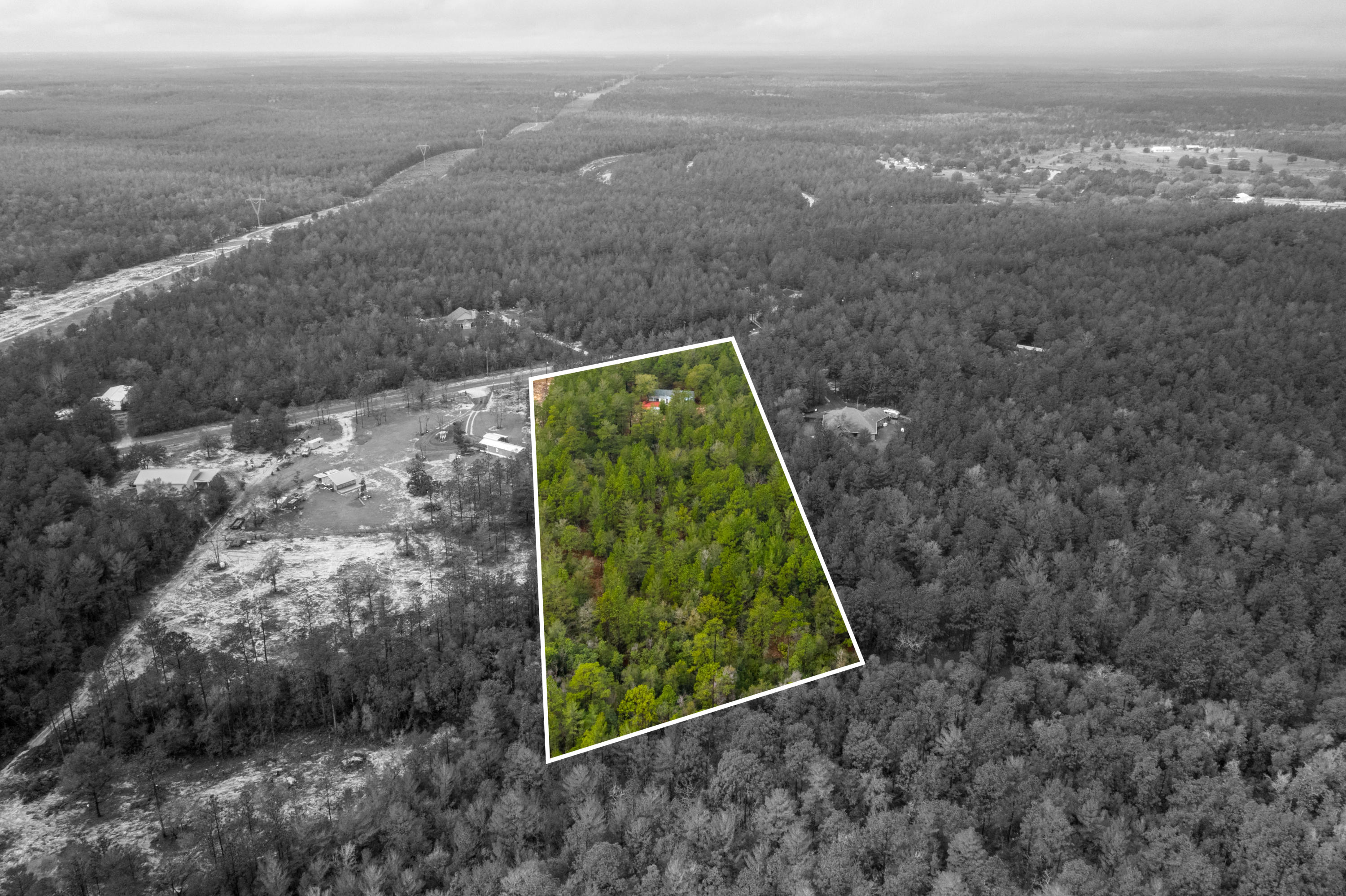 1504 Hinote Rd. Defuniak Springs, FL 32533 - Residential