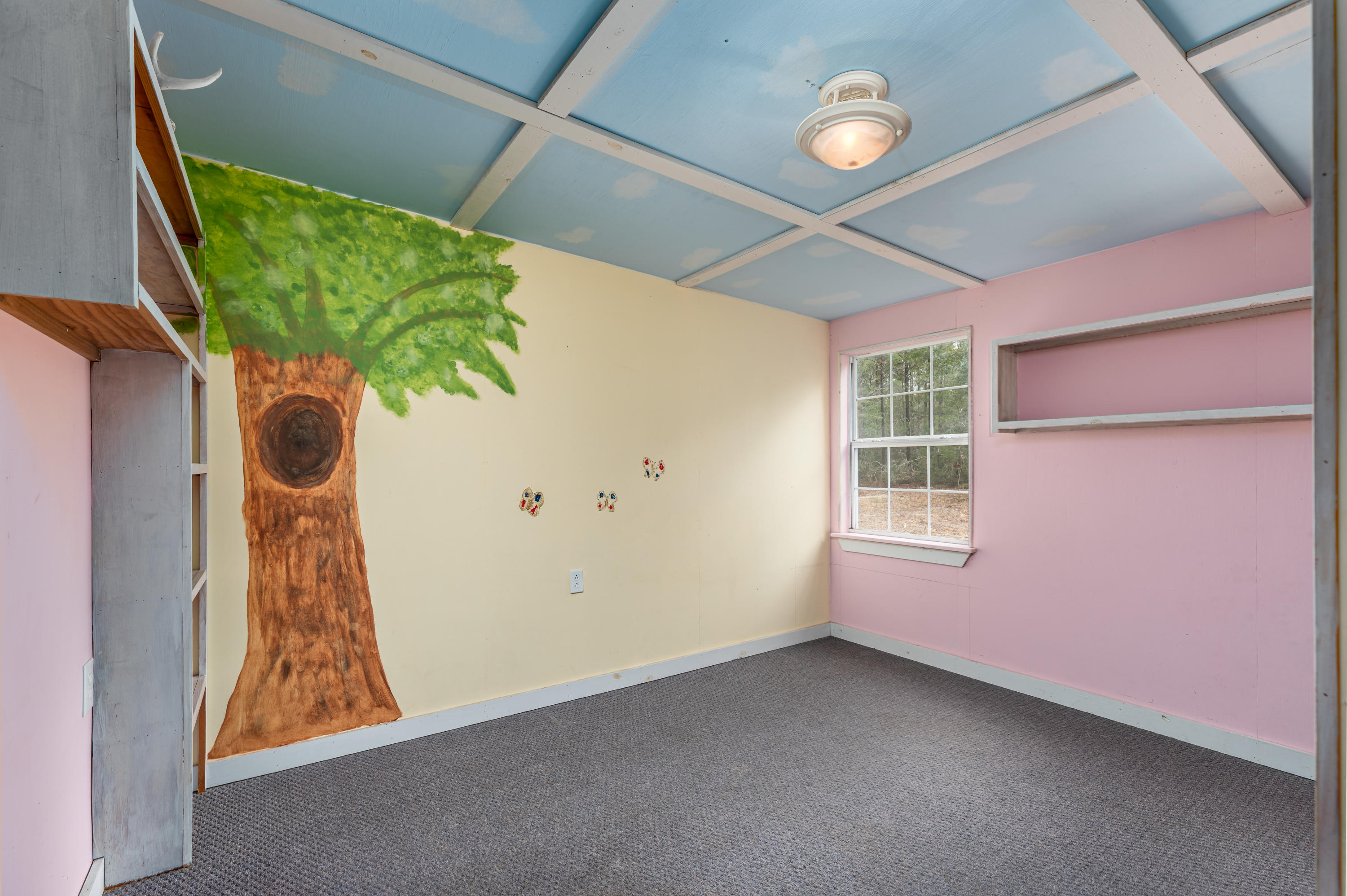 1504 Hinote Rd. Defuniak Springs, FL 32533 - Residential