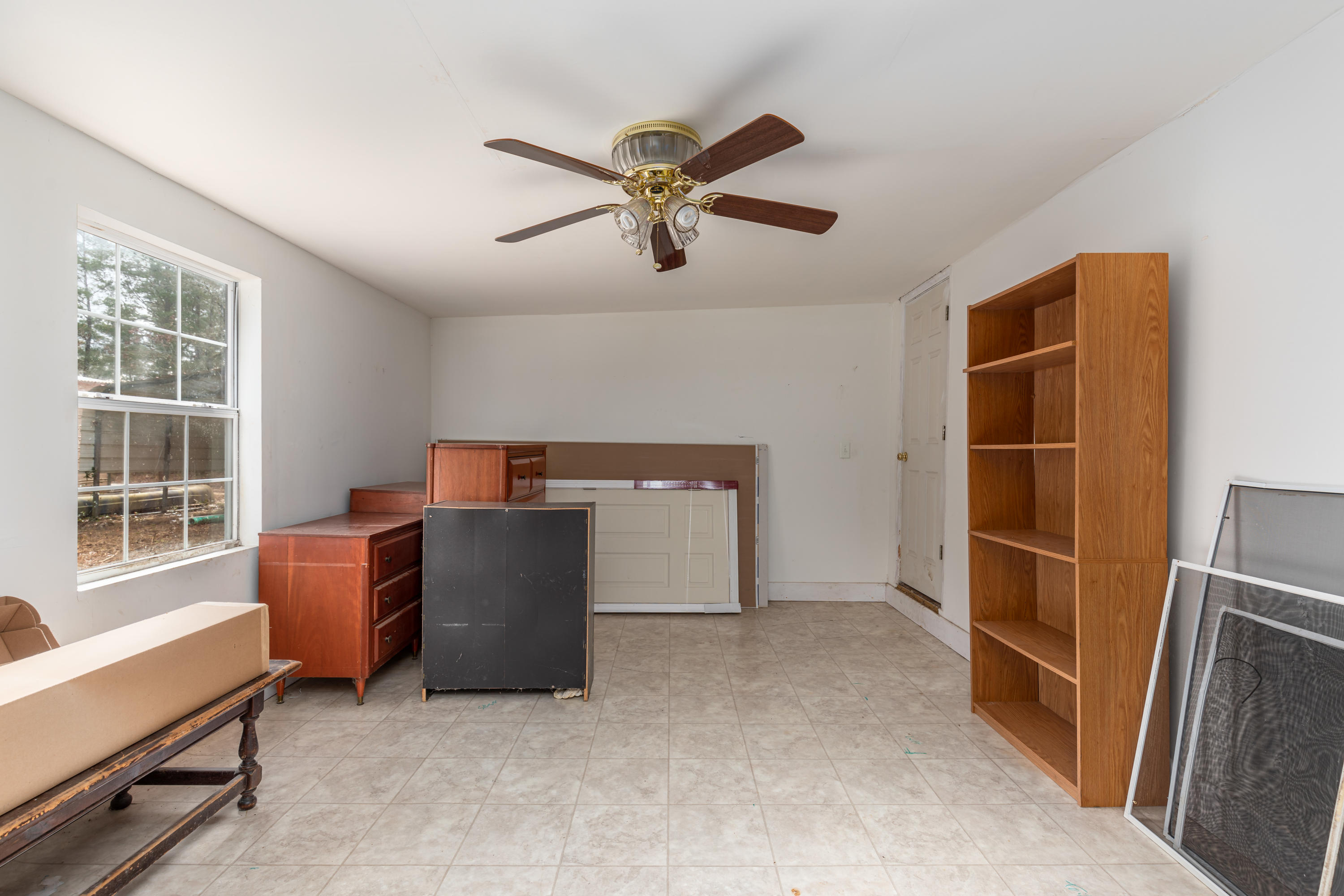 1504 Hinote Rd. Defuniak Springs, FL 32533 - Residential