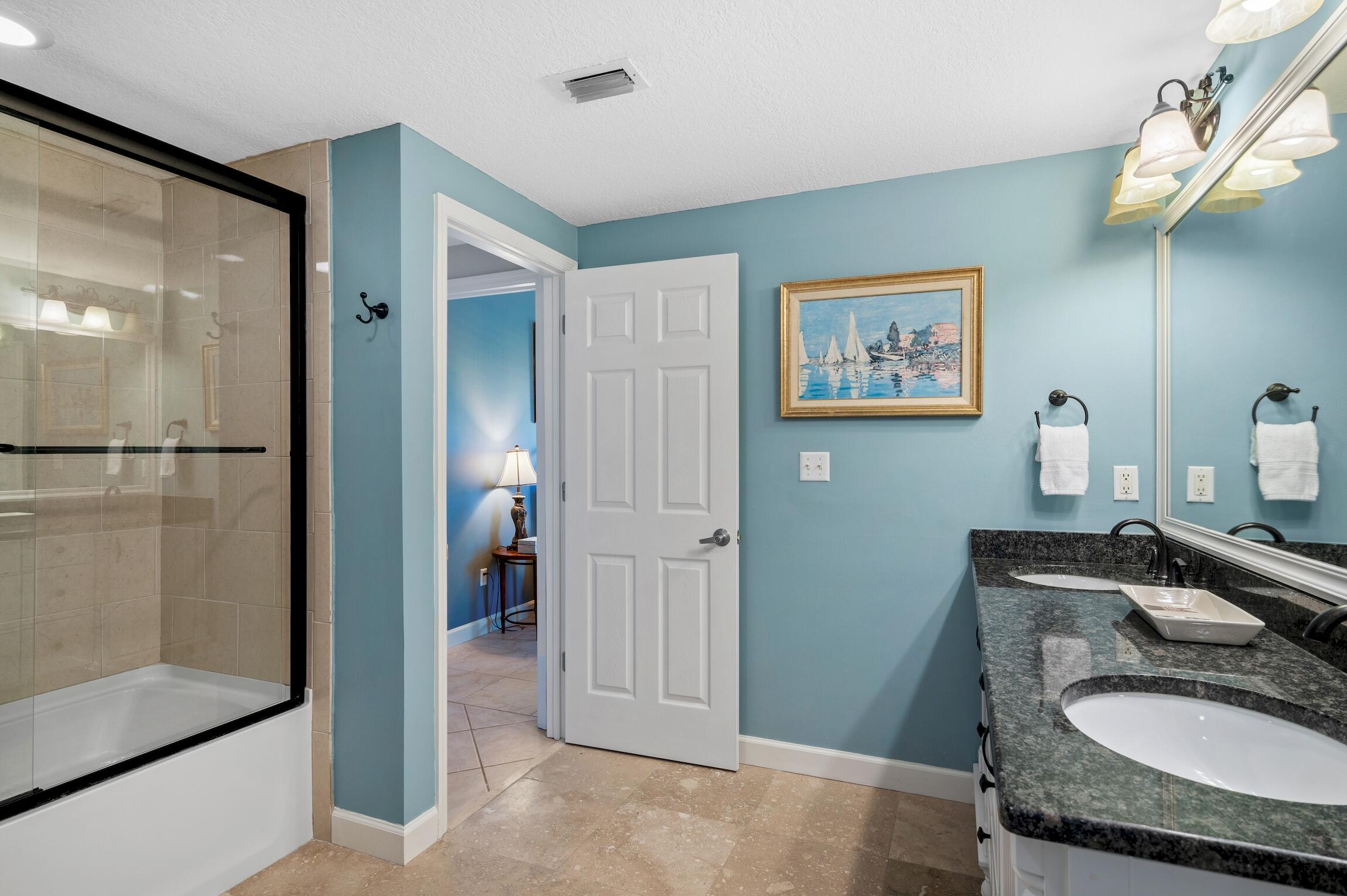 INN AT CRYSTAL BEACH (SUMMERCHASE CONDO) - Residential