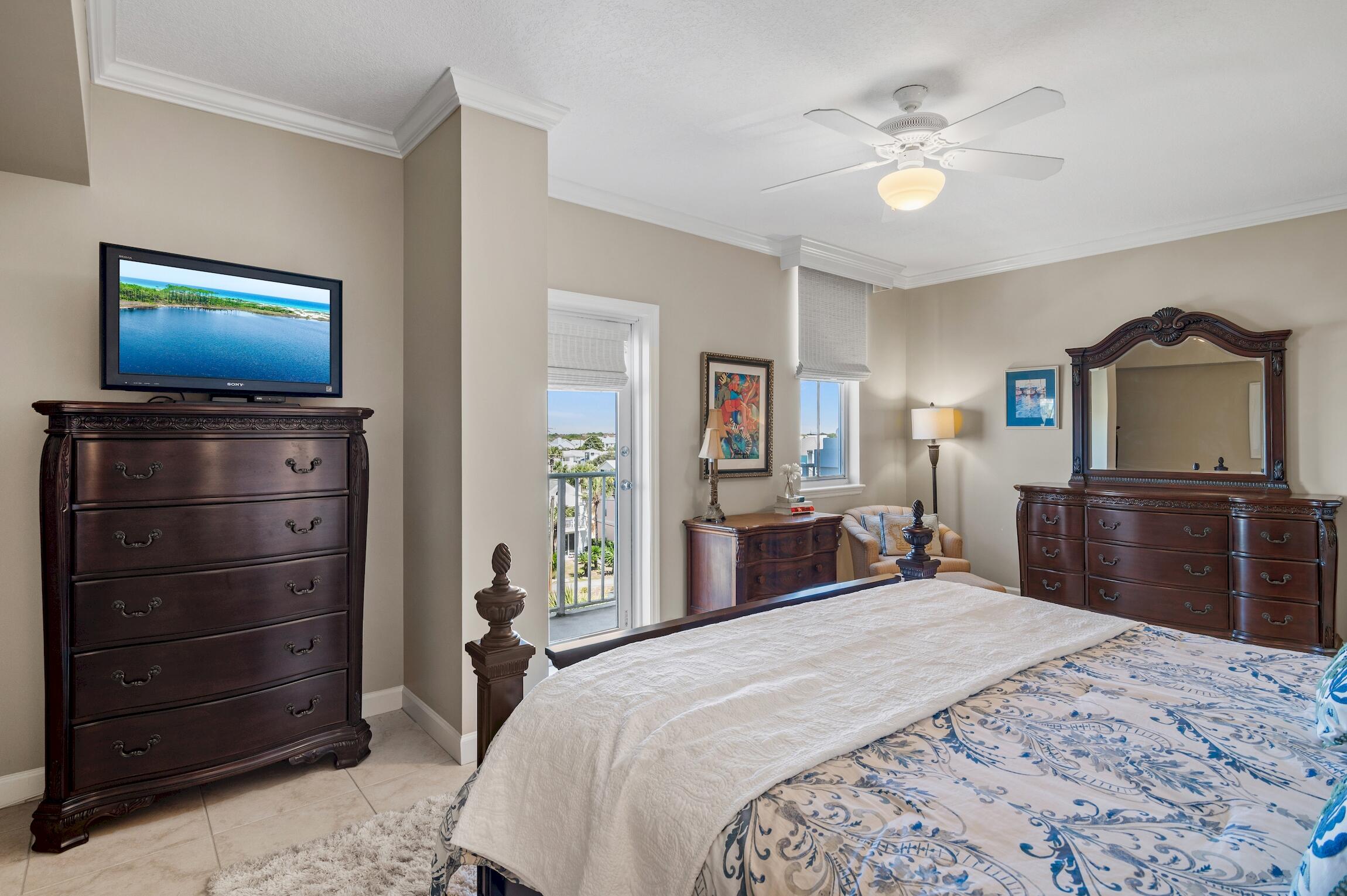 INN AT CRYSTAL BEACH (SUMMERCHASE CONDO) - Residential