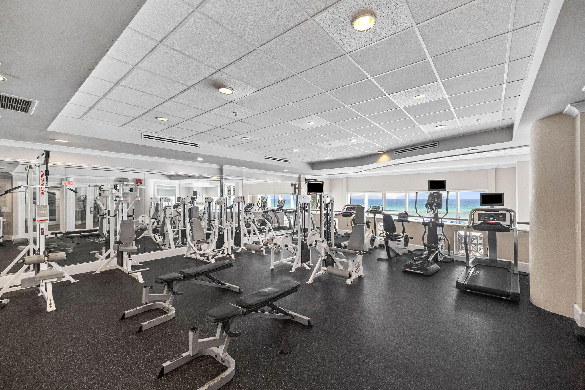 INN AT CRYSTAL BEACH (SUMMERCHASE CONDO) - Residential