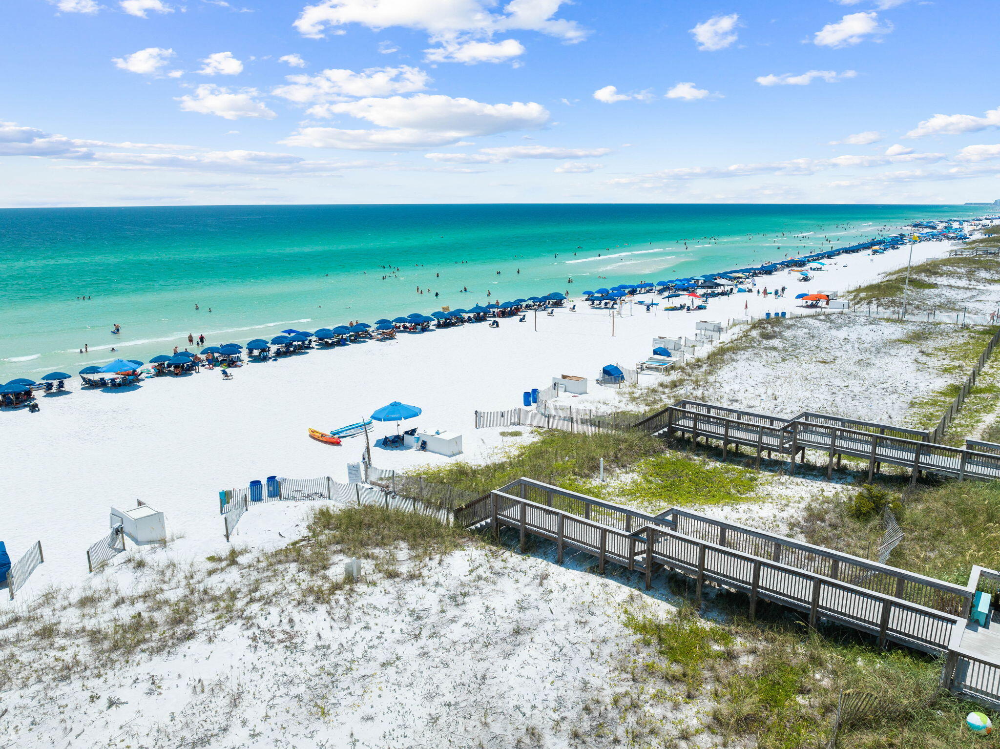 INN AT CRYSTAL BEACH (SUMMERCHASE CONDO) - Residential