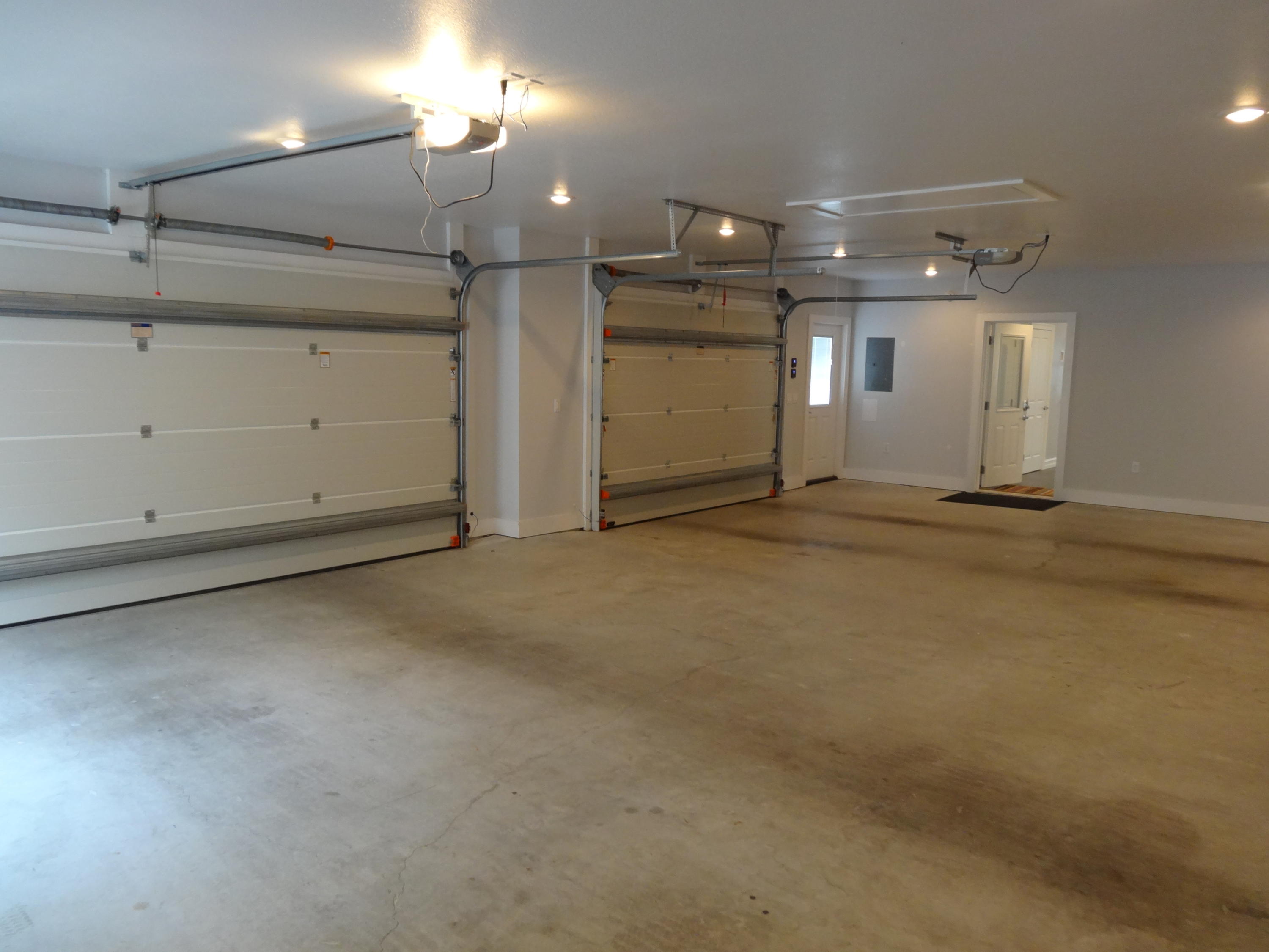 ROCKY BAYOU ESTATES 02 - Residential