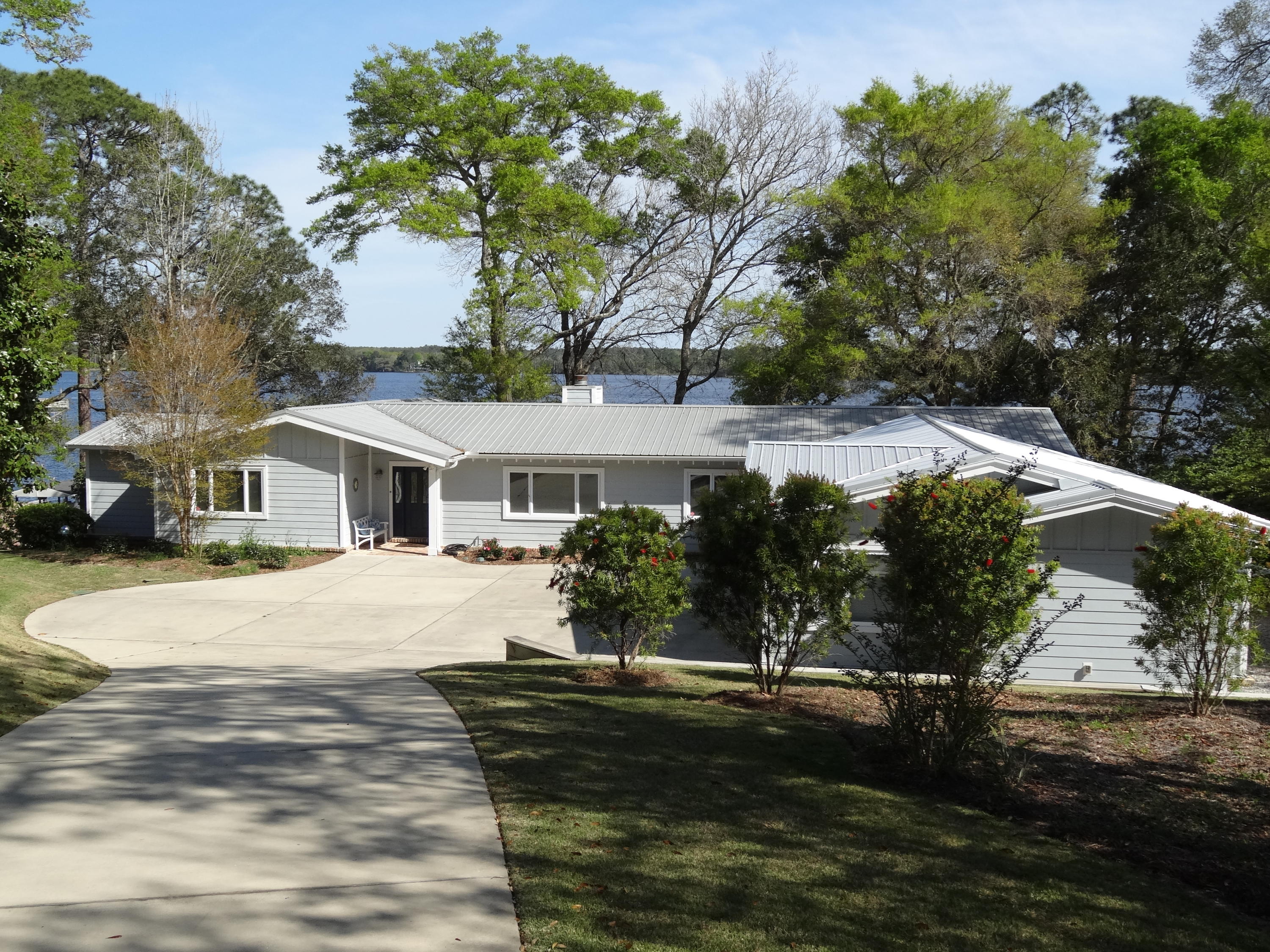 ROCKY BAYOU ESTATES 02 - Residential